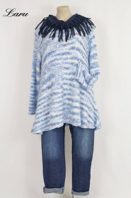 Flauschiger Boucle Strickpullover 1892 himmelblau